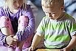 Сенсорные устройства приводят к замедлению развития у детей