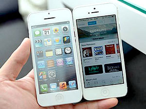 В России началась продажа смартфонов нового поколения iPhone 5C и 5S