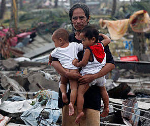 На Филлипинах супертайфун унёс жизни более 10 тысяч человек