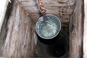 Специалисты амурского Роспотребнадзора: вода в колодцах не отвечает санитарным нормам