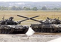 Амурские военные стали лучшими в армейском этапе танкового биатлона