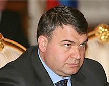 Главная военная прокуратура признала законной амнистию бывшего министра обороны Сердюкова
