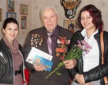 Более 700 тысяч поздравлений ко Дню Победы доставят почтальоны ветеранам Великой Отечественной