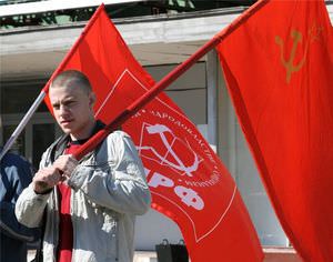 Коммунисты провели несколько митингов в День Победы в Якутске