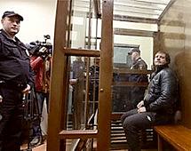 Бойца смешанных единоборств Александра Емельяненко арестовали по подозрению в изнасиловании.
