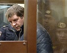 Боец Александр Емельяненко, обвиняемый в изнасиловании, переведен в больницу СИЗО из-за перелома бедра