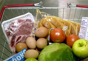 Жителей приморья порадовали снижением цен на продукты